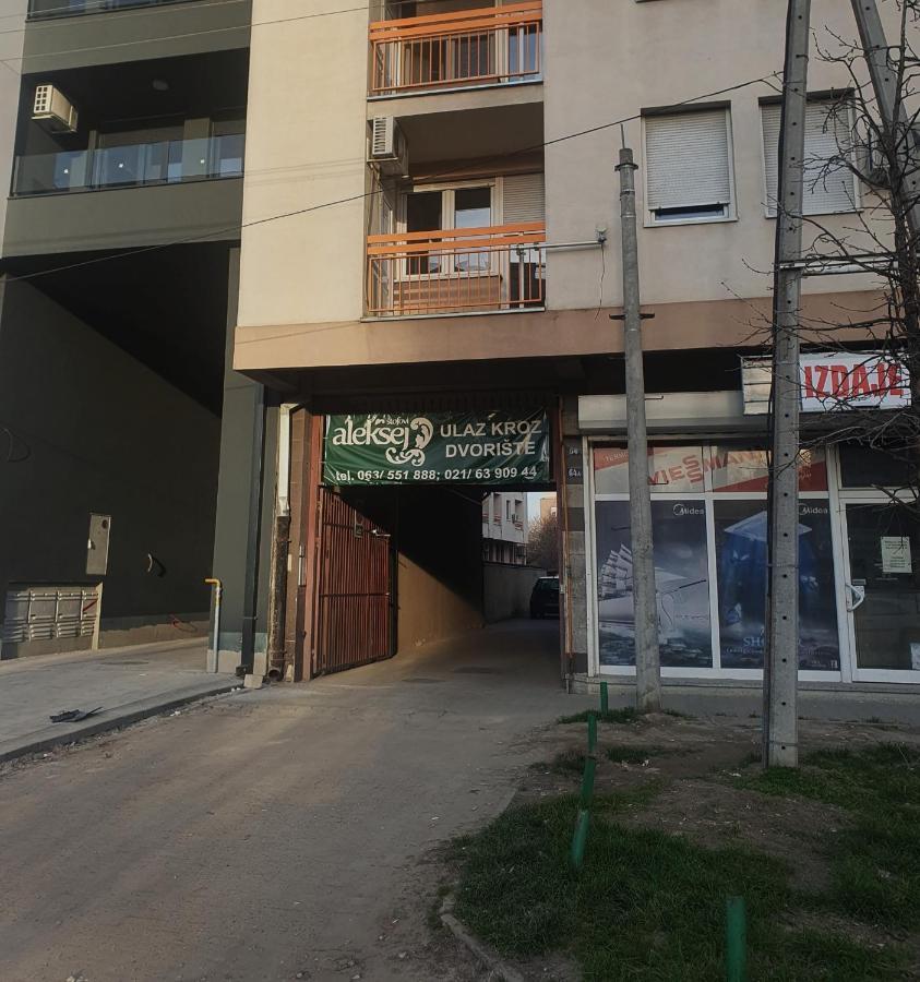 Apartman 64 - Besplatan Parking Za Goste Νόβι Σαντ Εξωτερικό φωτογραφία